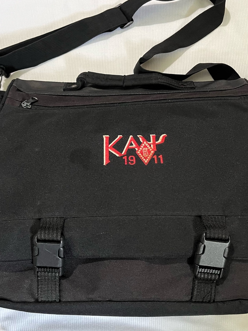 Kappa Alpha Psi® Fraternity, Inc. (ΚΑΨ) Messenger Black Embroidered Logo Bag